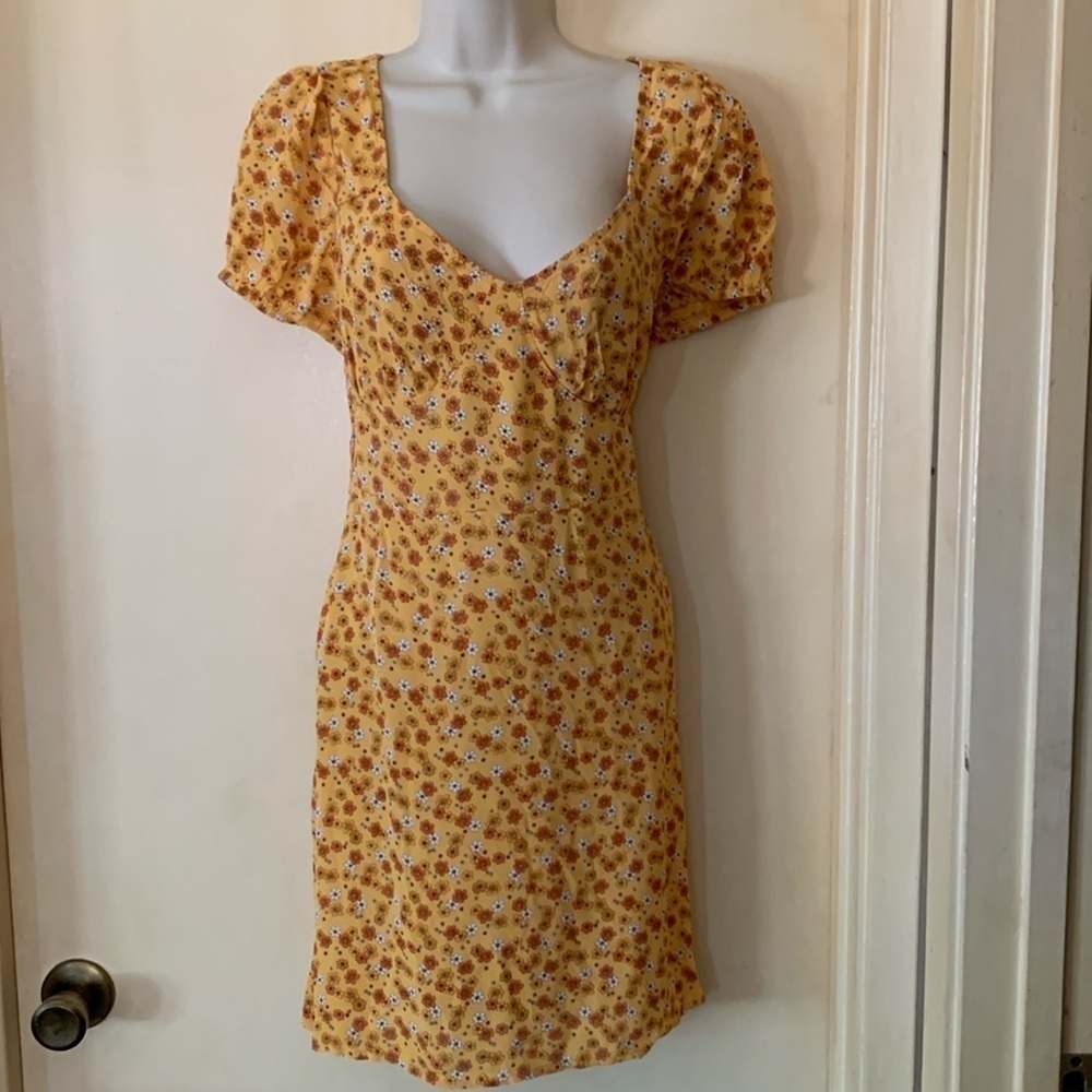 Cotton On NWT yellow floral loose fit sundress size S/P